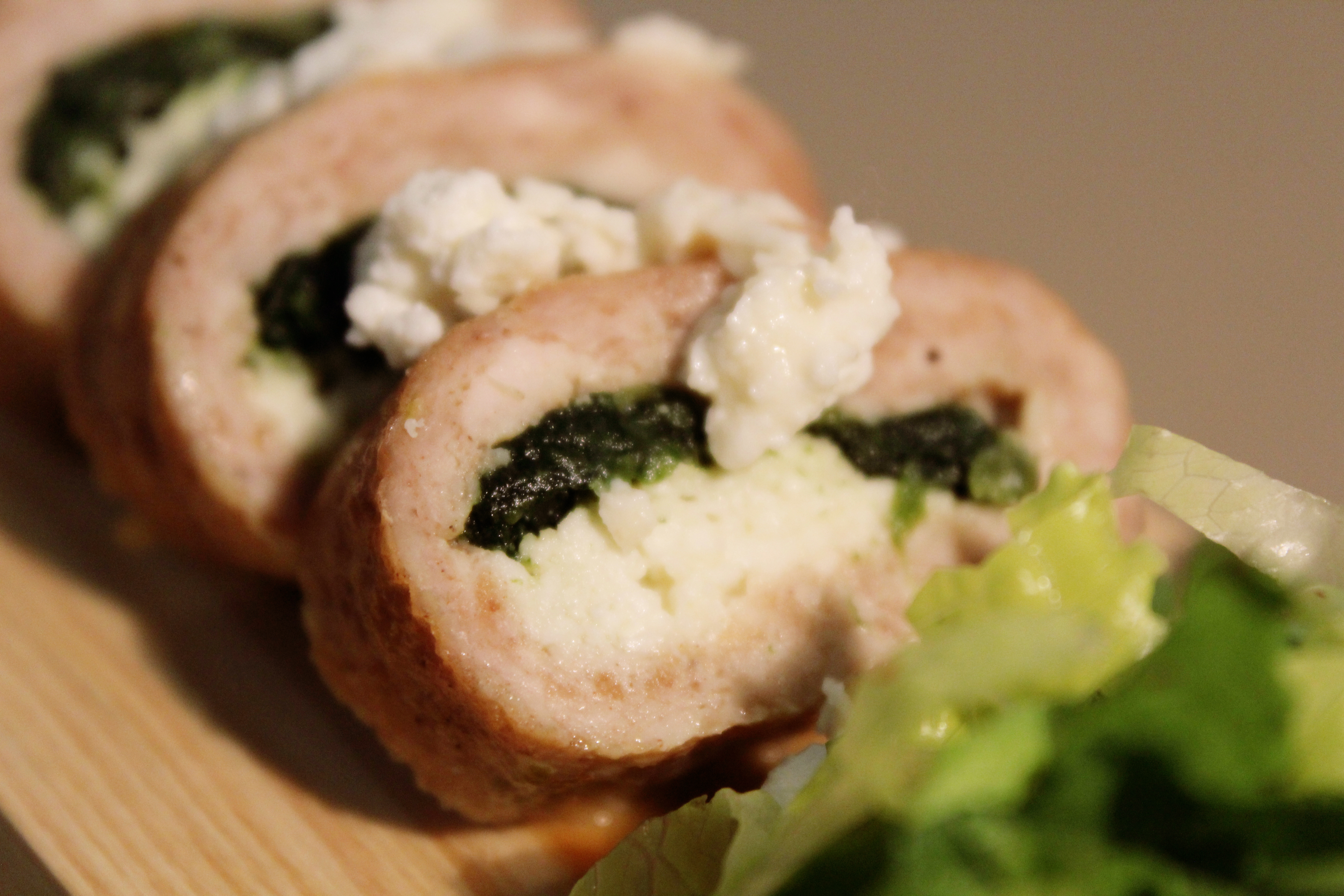 spinach-and-cheese-stuffed-chicken-rolls-01