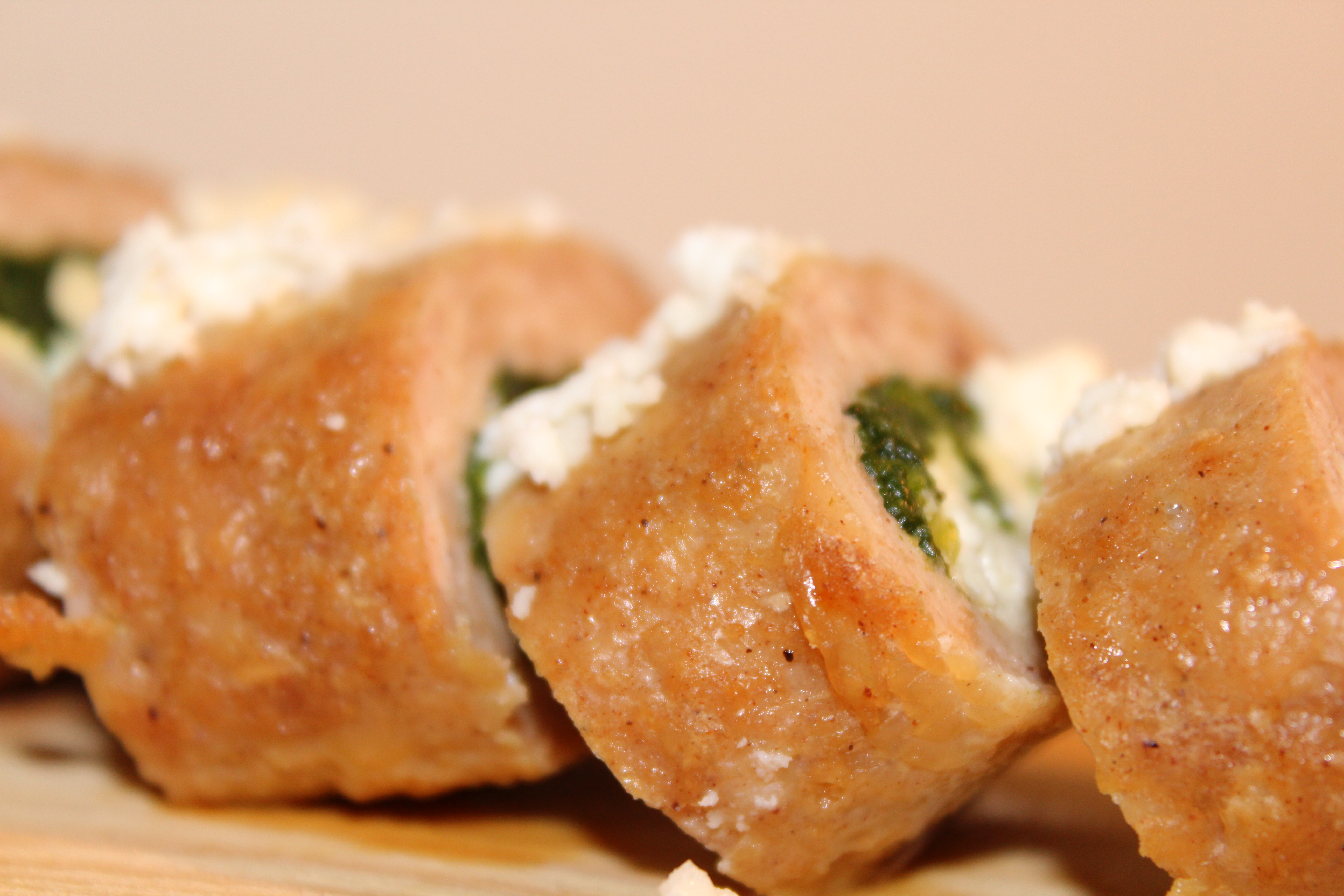 spinach-and-cheese-stuffed-chicken-rolls-02
