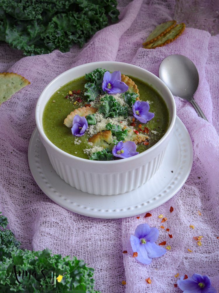 Lebanese green kishk soup in smart pot